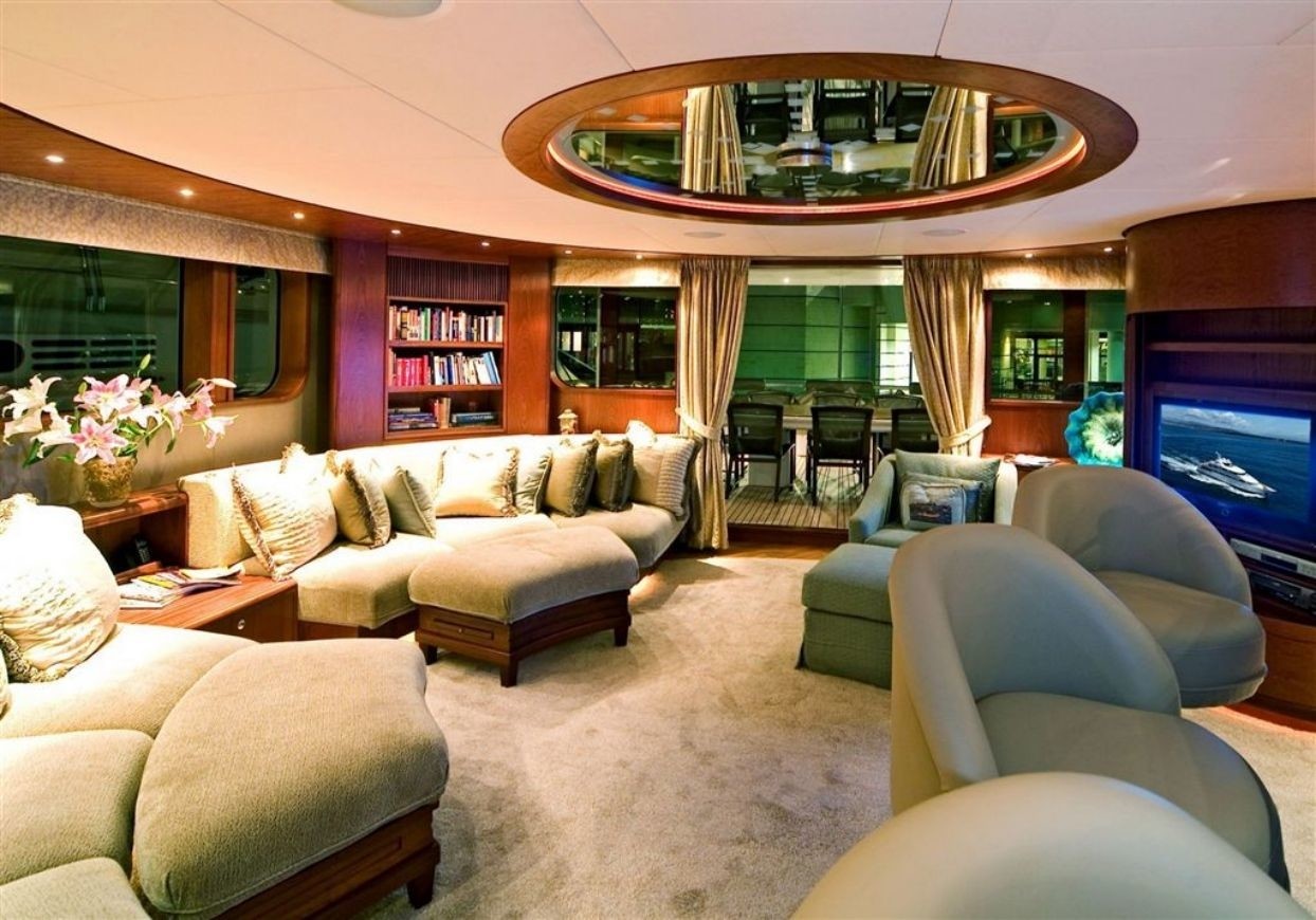 Yacht SOLAIA, Hakvoort Shipyard | CHARTERWORLD Luxury Superyacht Charters